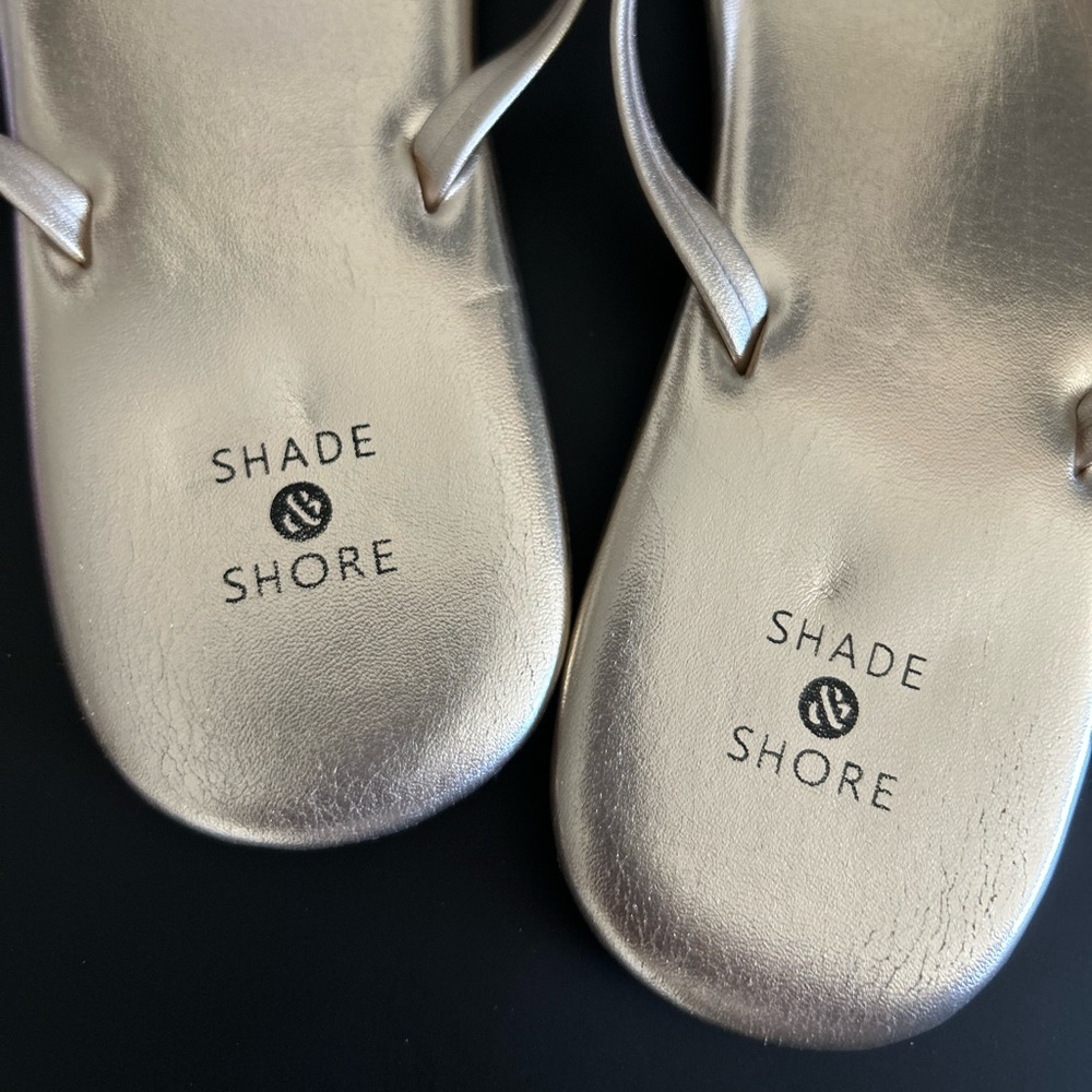 Shade & Shore Metallic Gold Sandals - Picture 2 of 3